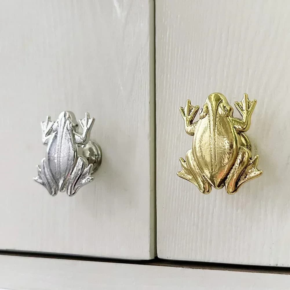 1pc Maniglia per armadio Maniglia per mobili a forma di rana Cassetti Maniglie per porte dell'armadio Tira Divertente decorazione della stanza dei bambini