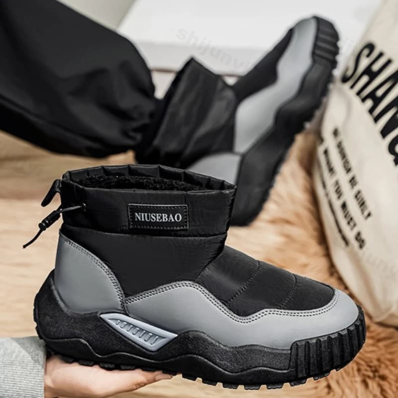 Stivali da neve da uomo 2025 Stivaletti da esterno comodi antiscivolo invernali Scarpe in cotone con plateau alla moda Stivaletti corti in peluche caldi