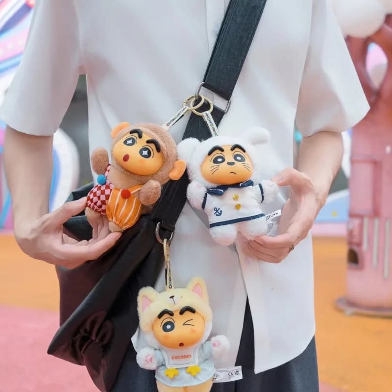 Genuino 52 giocattoli Crayon Shin Chan Grande Coda Peluche Cieco Scatola Kawaii Anime Action Figure Peluche Ciondolo Carino Bambola Alla Moda Gioca Regali