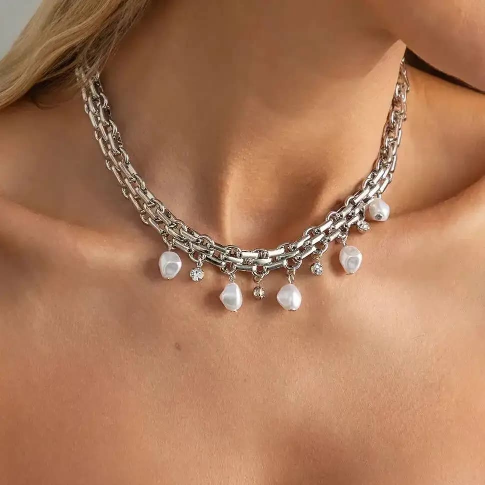SHIXIN Collane con Ciondolo di Lusso in Perle Finte e Strass per Donne, Accessori Vintage per Feste e Matrimoni, Gioielli con Nappine