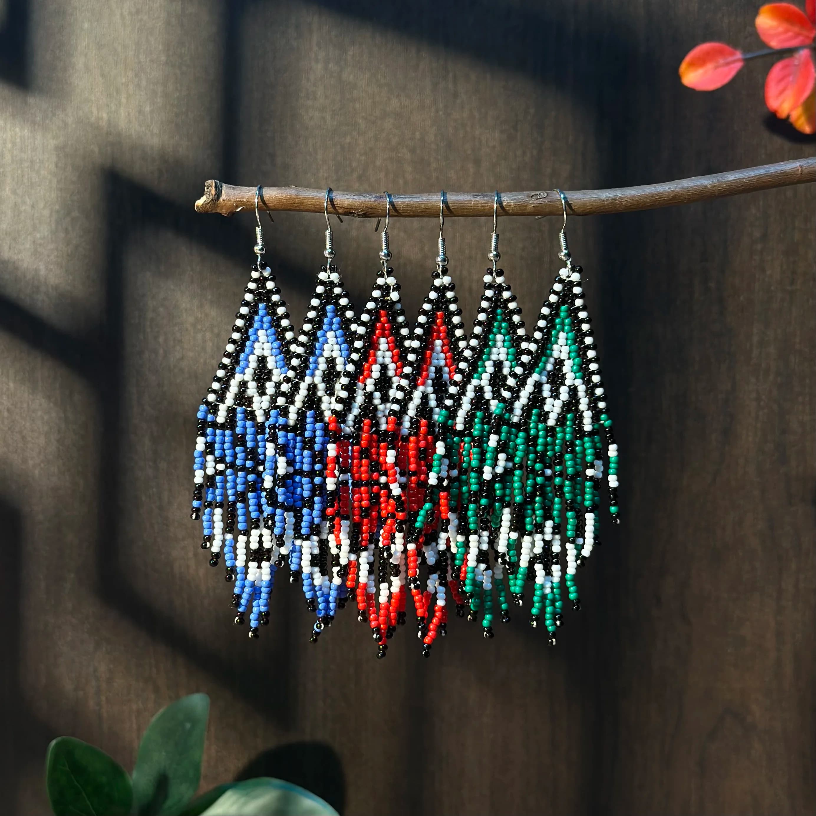 Earrings with floral pattern Design Fashion Earrings with fringes bohémien beads Glass beads woven holiday accessories