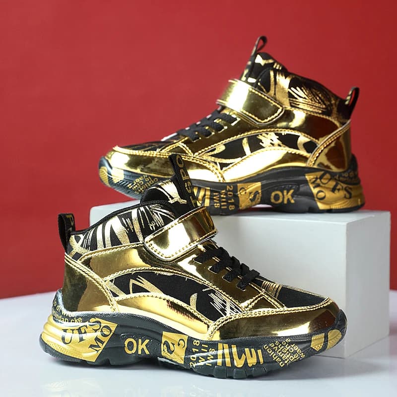 Scarpe da ginnastica casual per bambini 2025 Scarpe sportive antiscivolo da corsa per ragazzi comode e traspiranti in pelle dorata di nuova moda