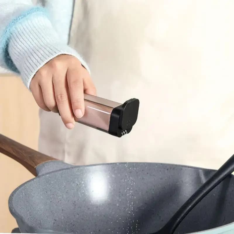Set Organizzatore Spezie 4-in-1 in Offerta - Barattoli da Cucina Impilabili, Coperchi Ermetici per Sale e Pepe, Contenitori Salvaspazio da Bancone