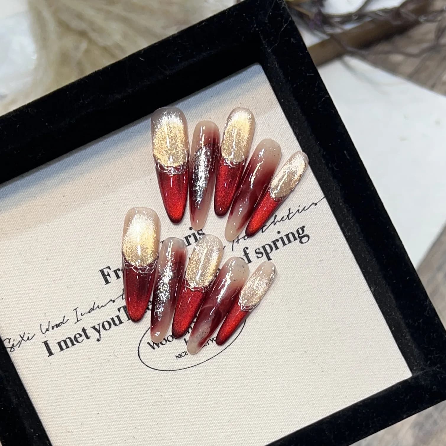 10 pcs cat eyes red fingernails fake french print on acrylic nails fard decoration butterfly handmade flash mand