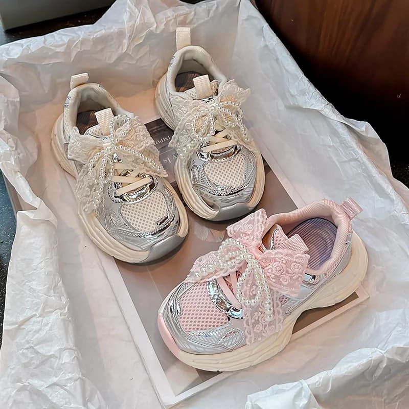 Decorative gymnastics shoes with sweet gauze bow for girls 2025 New racing shoes for children with fashionable spring and autumn breathable beads.