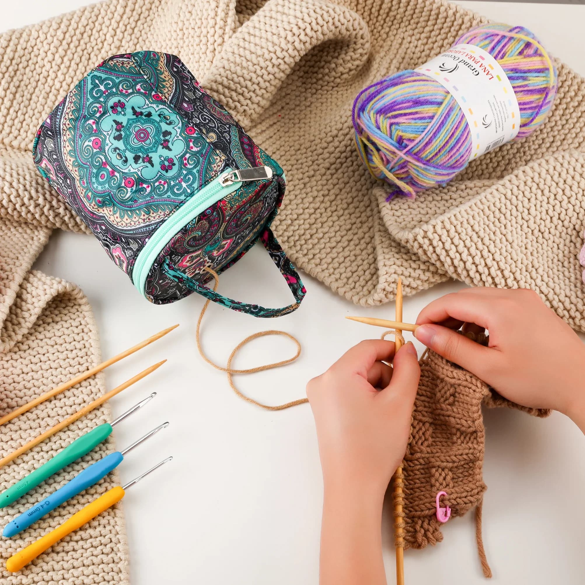 Borse portaoggetti portatili per filati rotondi Borse per filati di lana per maglieria Organizzatore Borsa impermeabile per ganci all'uncinetto per strumenti per accessori da cucito