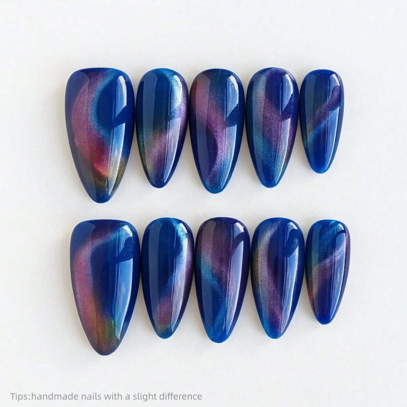 10 pz. Unghie Finte Press-On Fatte a Mano Effetto Occhio di Gatto Galassia, Lunghe a Mandorla, Lucide e Misteriose, con Decorazione Sfumata Blu Viola