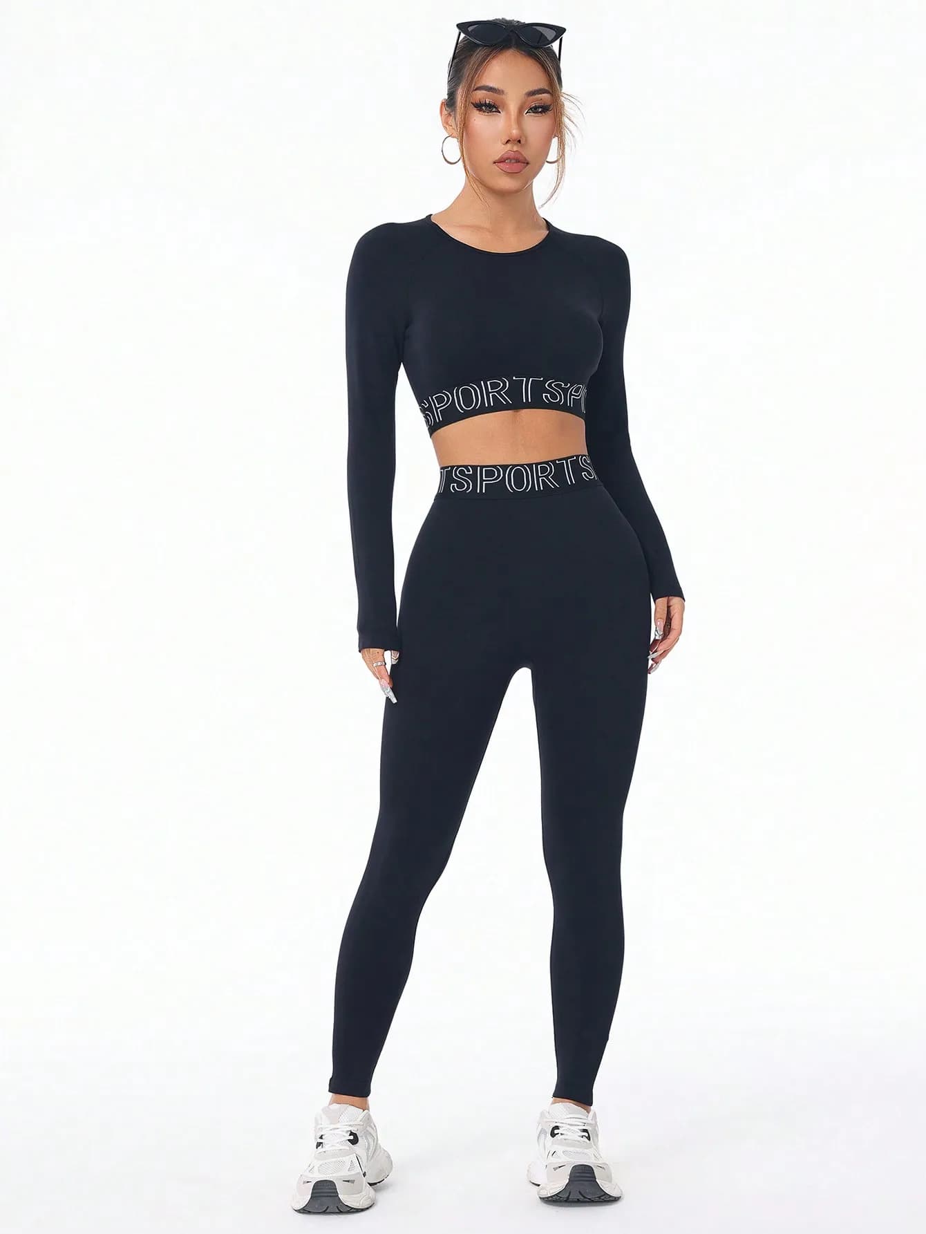Women's training set in 2 pieces, hidden scrunch, butt lift, seamless leggings, short yoga top with long sleeves