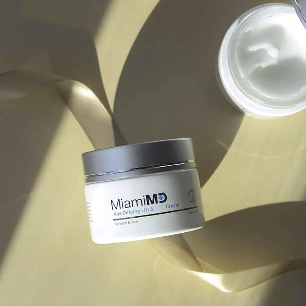 50ml Collo Rassodante Cream - Intensive Lifting Effect and Reduction Alloys, Deep Hydration for Leather Relaxed with Collagen Activation