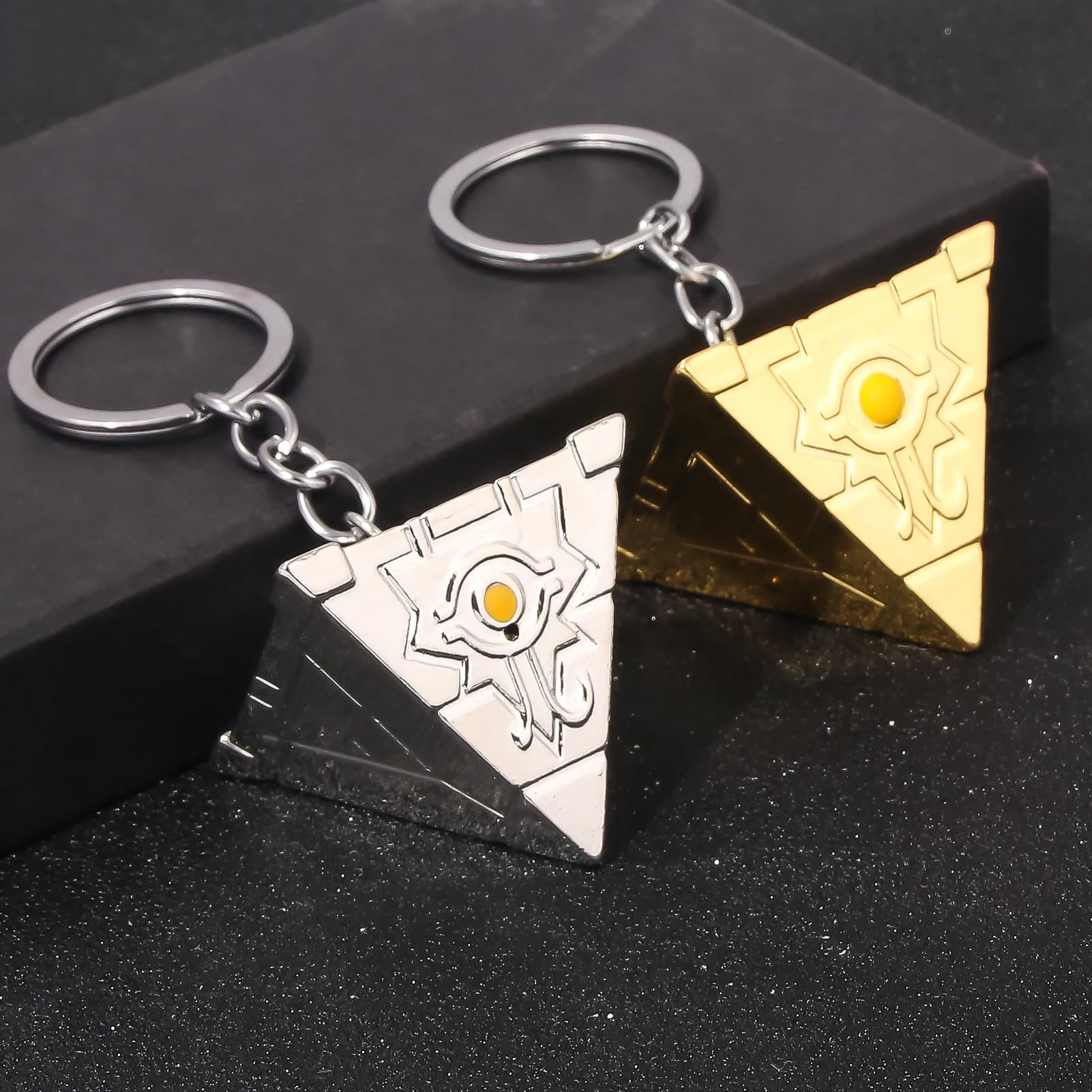 Anime Yu-Gi-Oh Keychain Necklace Yugi Muto Big Size Millennium Wheel Wisdom Pendant Keyring For Men Women Jewelry Bag Charm Gift