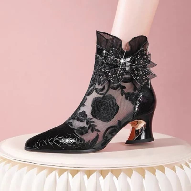 Women's Summer New Mesh Cutout Breathable Pointed Toe Mesh Boots Fashion Versatile Soft Leather Sandals
