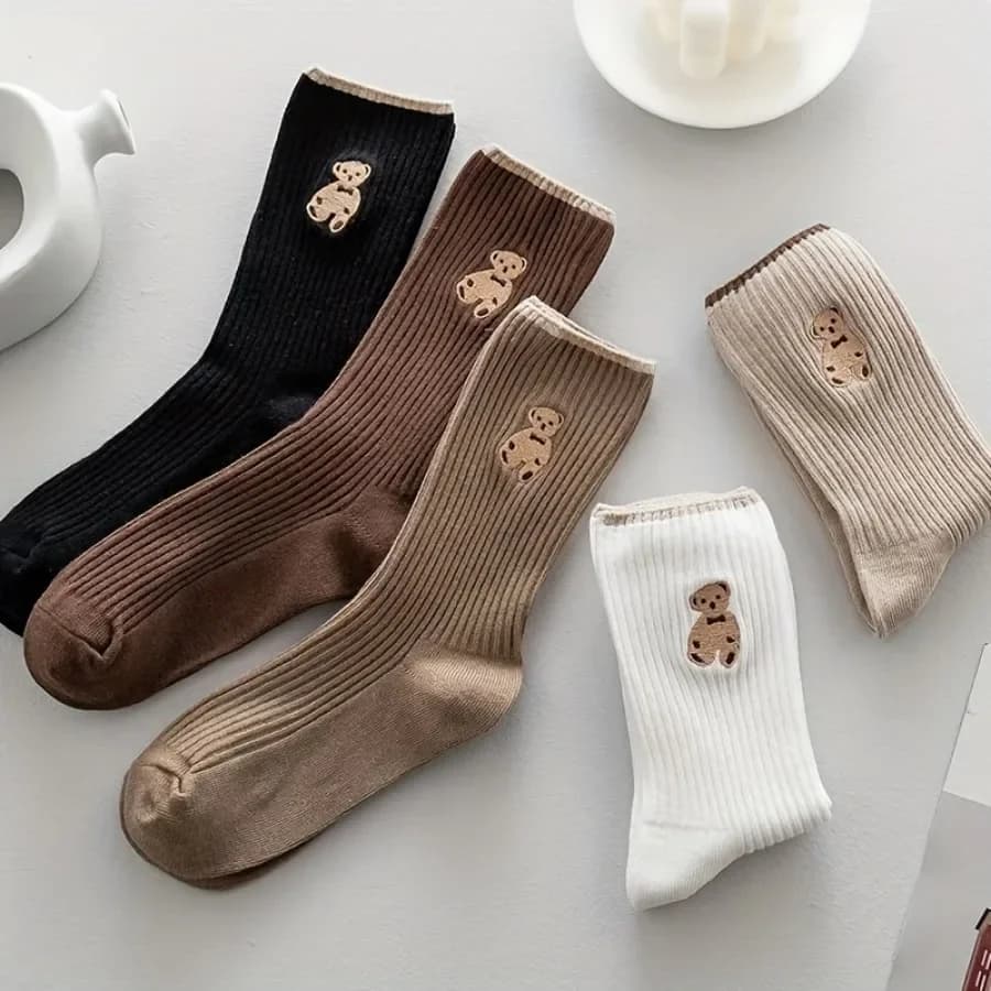 10 paia di calzini a tubo medio con orsetti colorati misti e design con motivi carini, morbidi e comodi, adatti per l'uso all'aperto