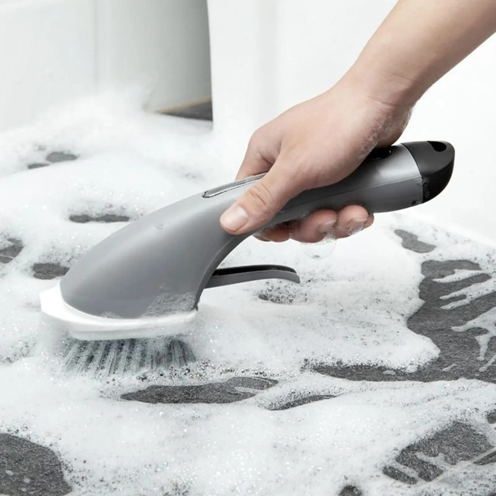 Spazzola per Pulizia Bagno con Manico Lungo Antiscivolo, Dispenser di Sapone, Spazzola per Piastrelle e Lavandino, Pulitore per Casa