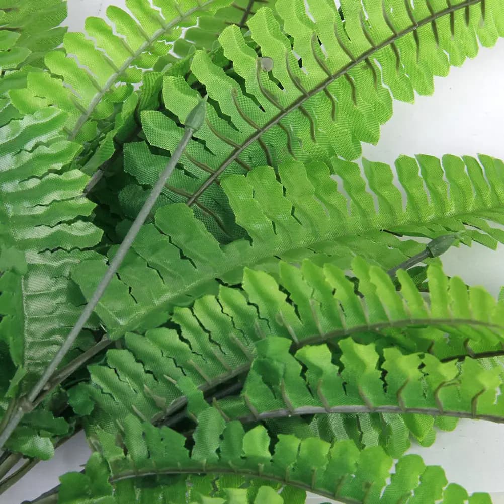 Artificial Fern Plant 37Cm Green 7 Branches 21 Leaves Plastic Cloth Simulation Grass for Dining Room Banquet Hanging Basket