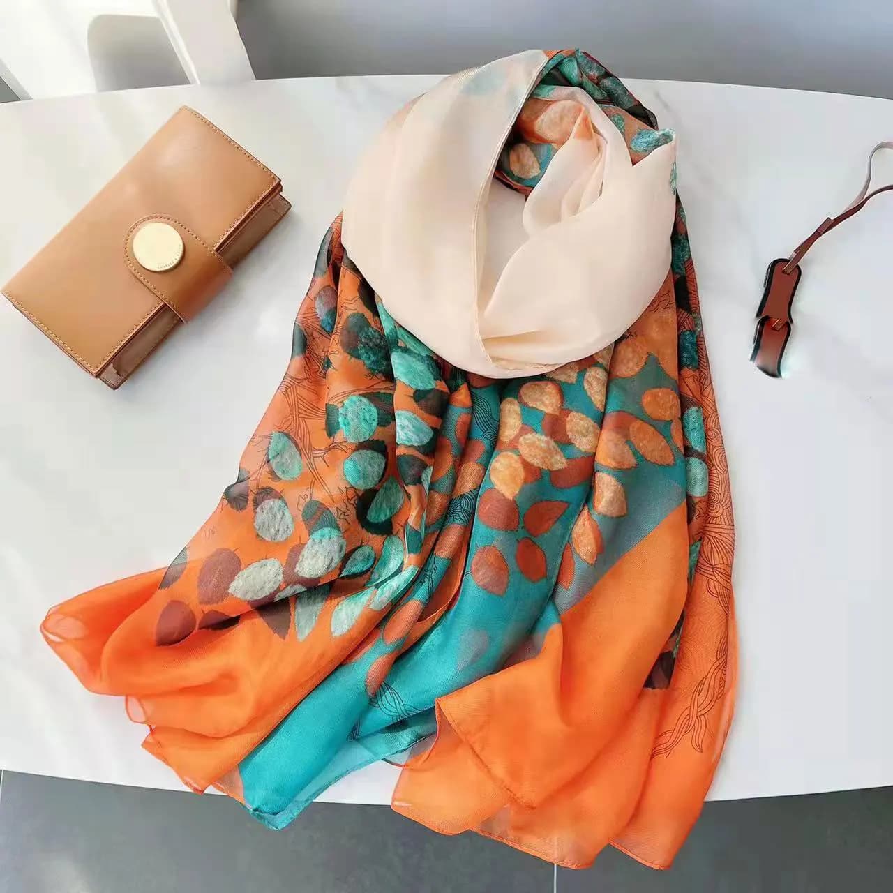 Sciarpa di seta moda collo stampa Foulard femminile Hijab donna morbido caldo Pashmina spiaggia stole sciarpe testa scialle avvolgere Echarpe Bandana