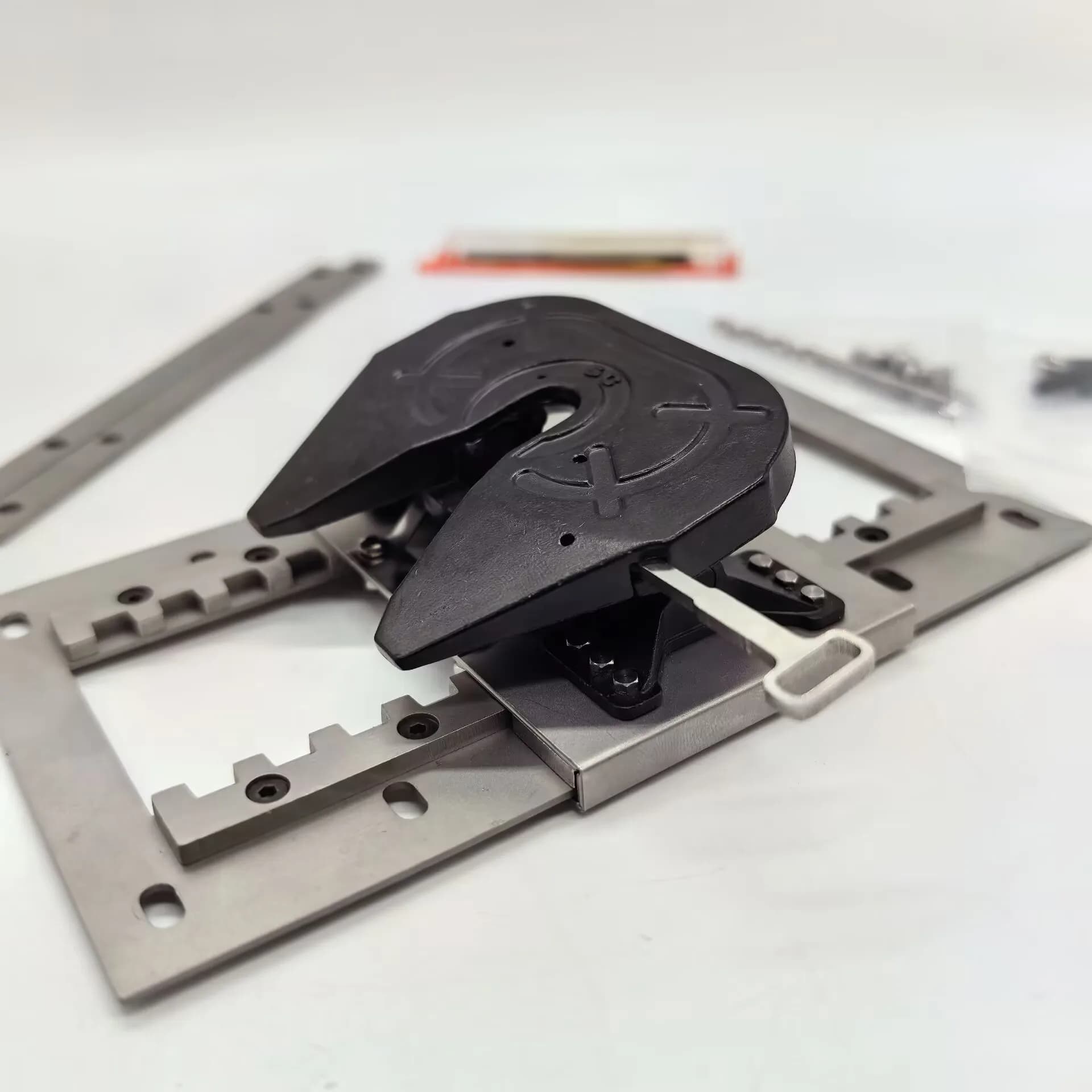 Modello Scaleclub per Tamiya 1:14 Testa del trattore Aggiornamento Disco abrasivo mobile Base Disco abrasivo in metallo