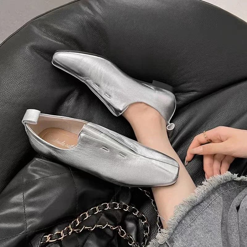 Scarpe basse da donna in vera pelle di pecora Comfort Flats Slip On argento Beige scarpe semplici primavera autunno mocassini morbidi punta quadrata