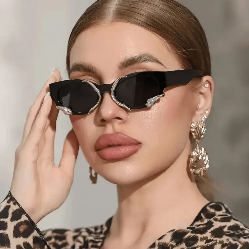 Women's fashion eyeglasses, retro cat eye frames, wide eye effect, matte black glasses case, decorative pc lenses, lightweight and durable design, perfect as halloween and christmas gifts, easiest for match party and formal wear