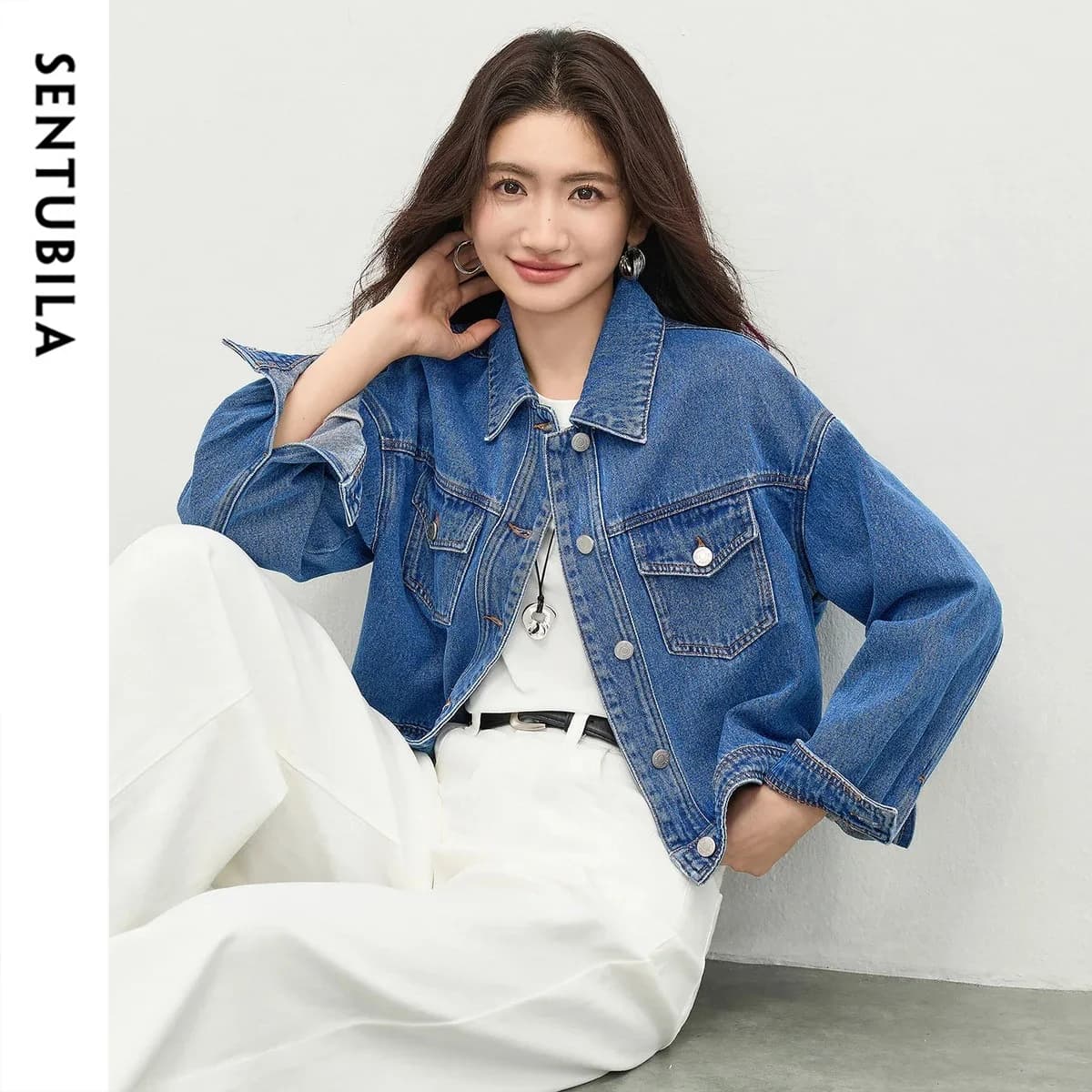 Giacca di jeans da donna SENTUBILA blu alla moda con risvolto, top primaverile 2026, cappotto a maniche lunghe ampio, abbigliamento casual da donna W61WD6201