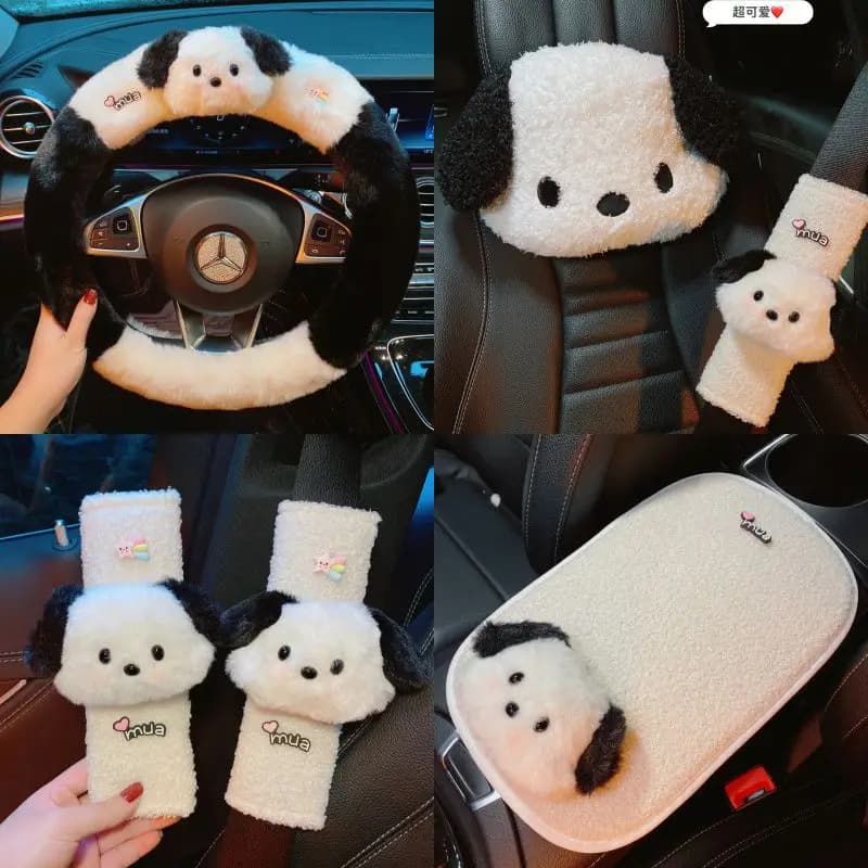 Set Regalo Sanrio: Cuscino per Sedile Auto, Cuscino per Collo, Cuscino Lombare, Porta Fazzoletti Pochacco, Imbottitura per Cintura di Sicurezza, Cuscino per Bracciolo