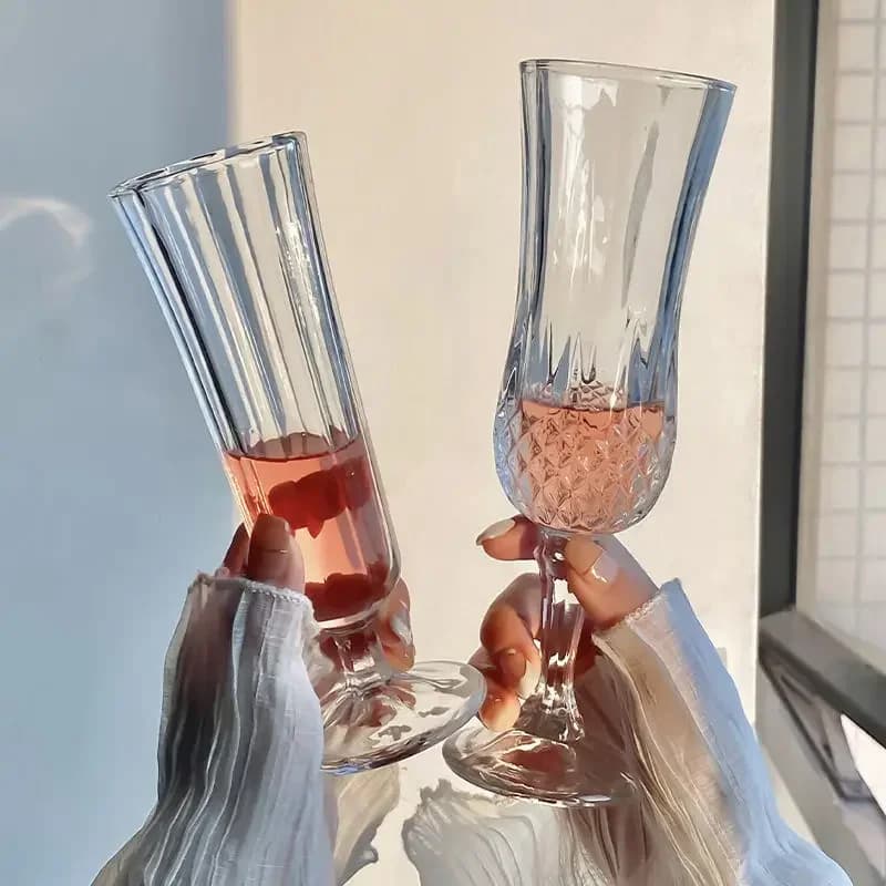 Calice da 10 stili Bicchiere da vino Bicchiere da champagne per uso domestico Tazza da whisky champagne senza piombo ad alta colore Resistente al calore