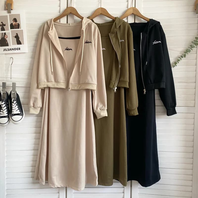 Set Due Pezzi Moda Casual: Giacca con Cappuccio e Zip a Maniche Lunghe e Abito Midi con Ricamo Lettera, Abbigliamento Donna Autunno Inverno