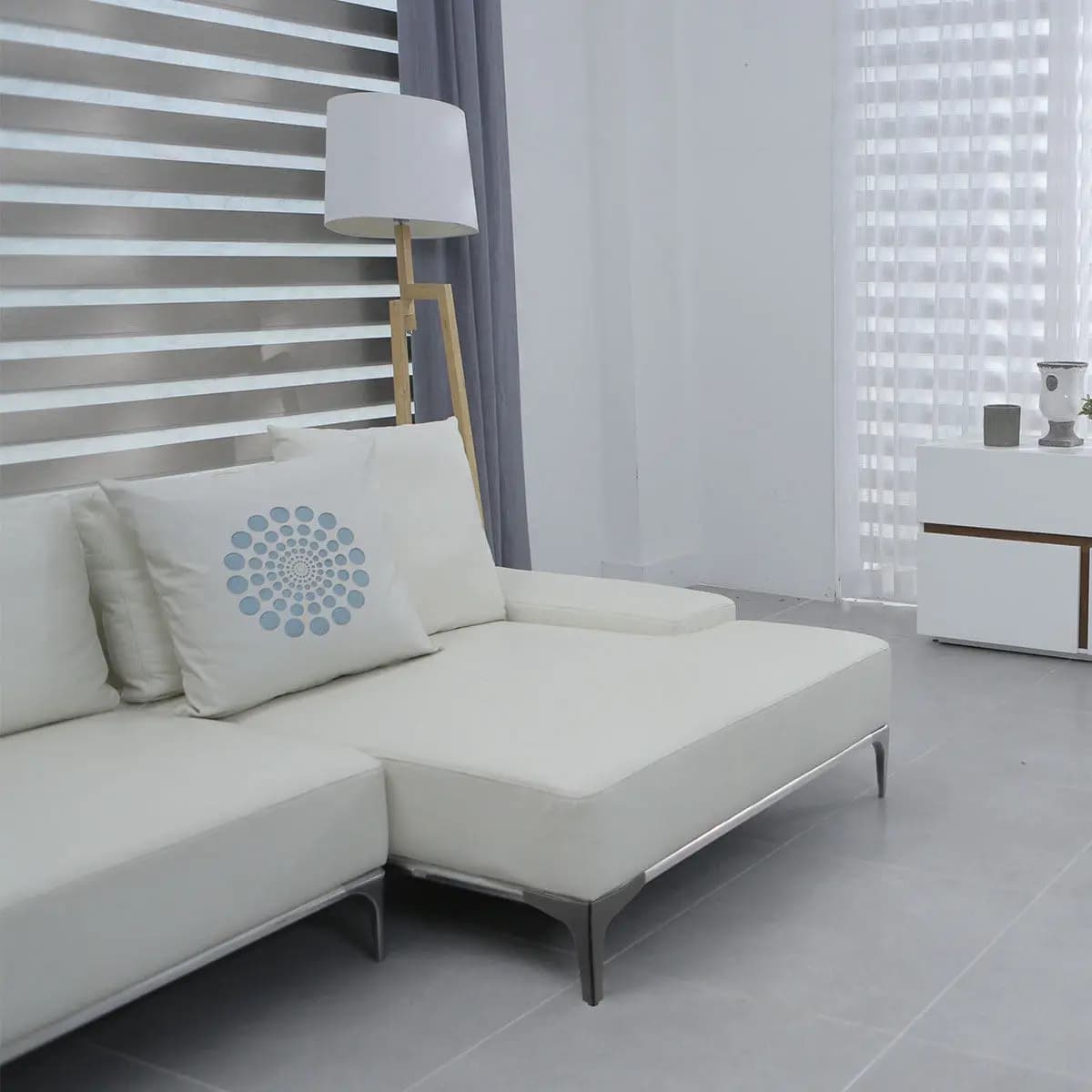 Set di 4 Gambe per Mobili Cromate, Robuste e Rinforzate, per Divano, Letto, Armadio, Tavolo, Mobile TV, Sedia da Ufficio, per Uso Domestico