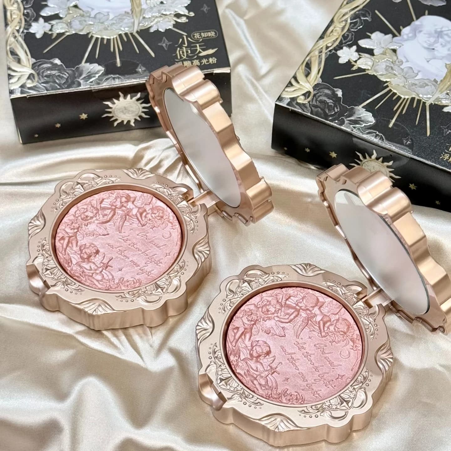 Palette viso Flower Knows Little Angel Collected Highlighter Contour Powder per donne, bronzer e illuminante per il trucco