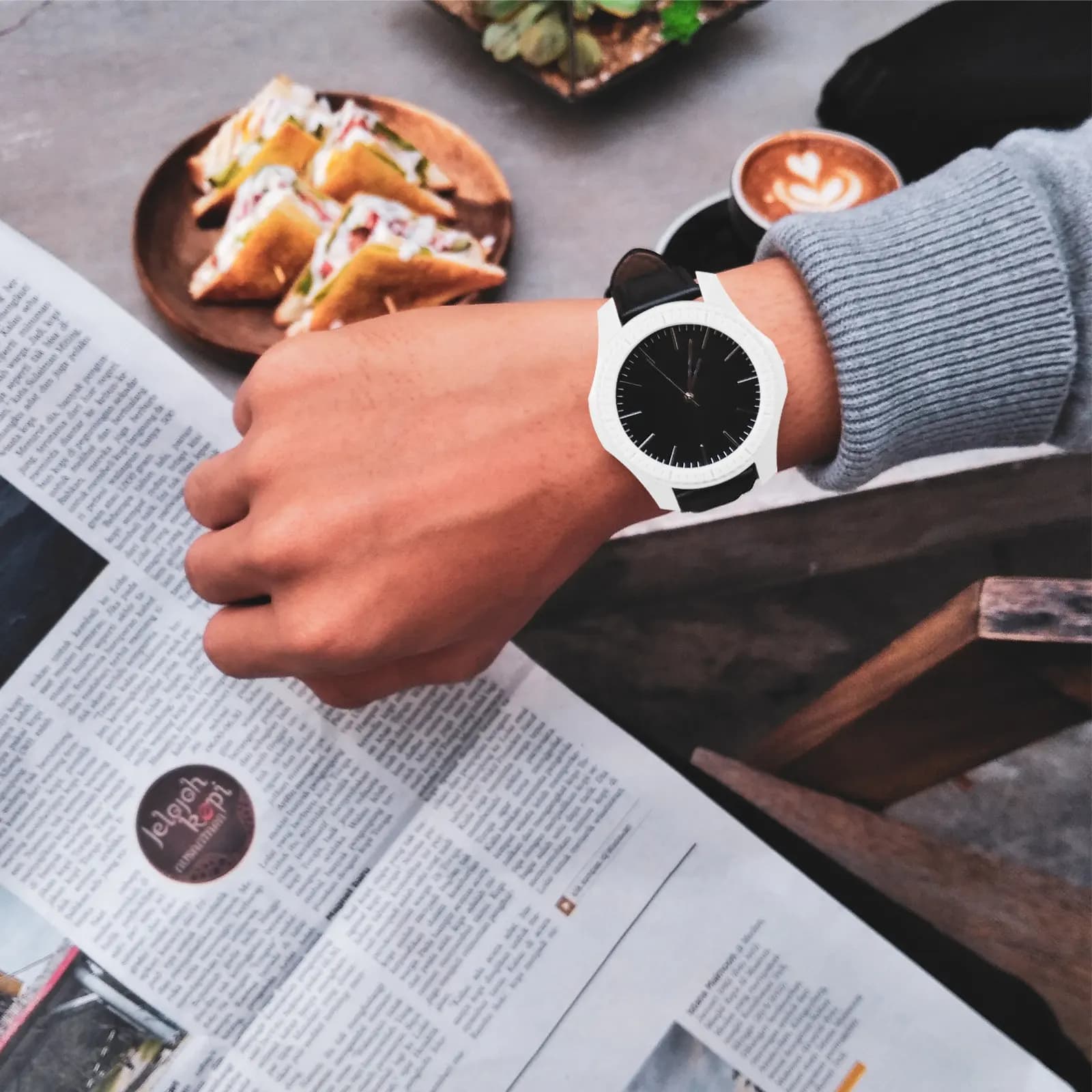 Custodia Protettiva Premium per Smartwatch in PC, Leggera e Resistente alle Cadute, Accessorio Elegante e alla Moda