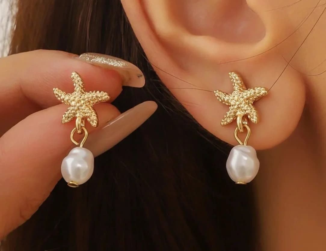 1 paio di orecchini di perle di stelle marine da donna, orecchini pendenti con conchiglia placcata in oro e stelle marine, gioielli con ciondolo spesso per le vacanze al mare, El