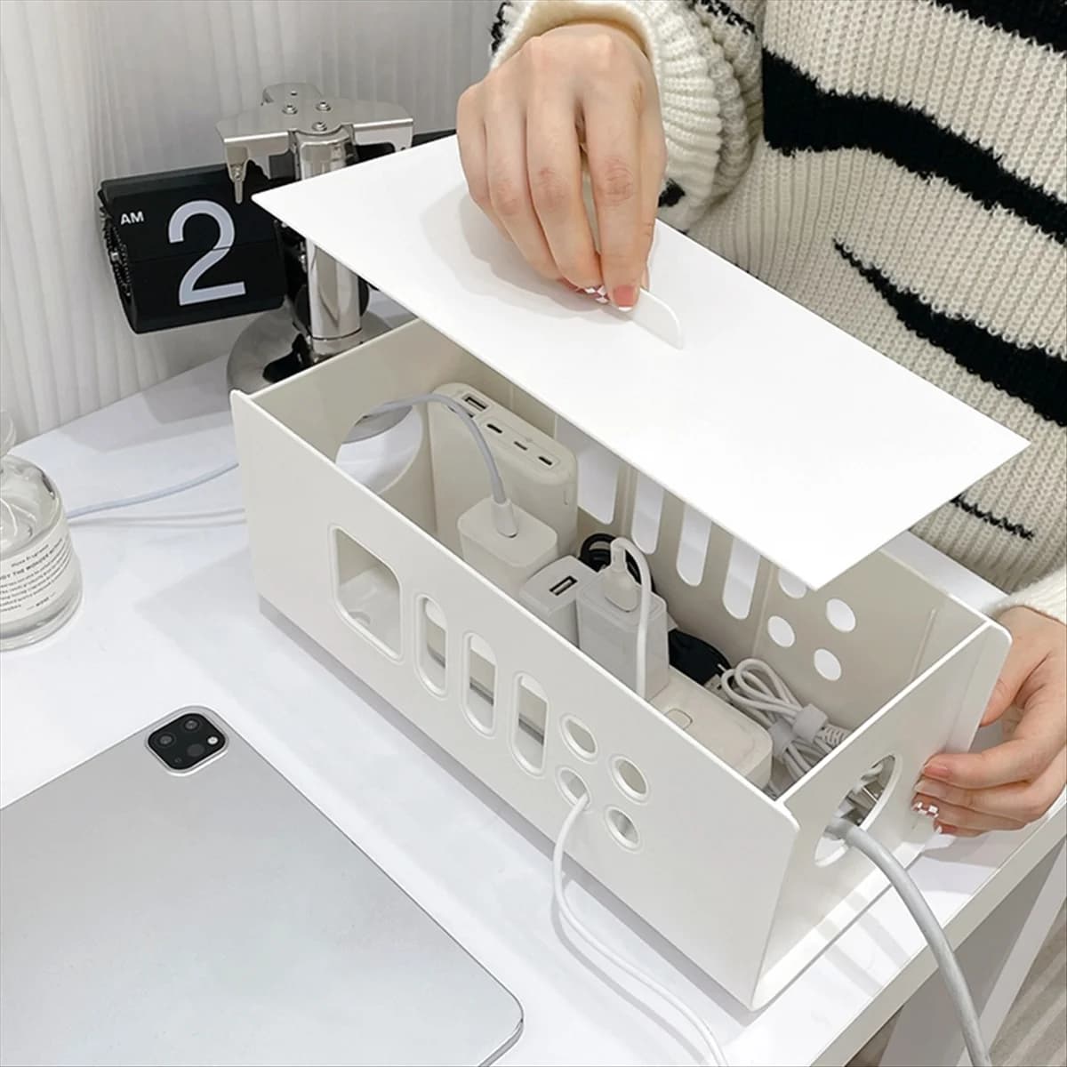 A002 Cable Storage Box Multi-functional Power Card Cable Management socket Cable Storage Container Home Room Security Network Line
