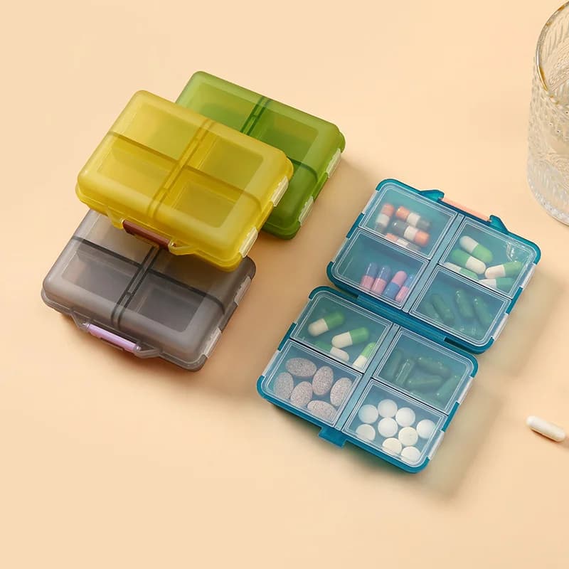 Nuovo Portatile da Viaggio, Piccolo Contenitore Organizzatore a 8 Scomparti per 7 Giorni, per Vitamine, Pillole, Compresse, Medicinali, Oli di Pesce