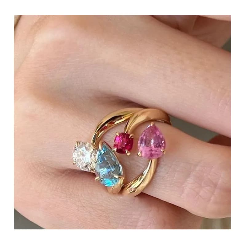 Anello Squisito con Gemme Colorate, Lusso Leggero alla Moda, Diamante a Goccia con Incastonatura Colorata, Versatile ed Elegante