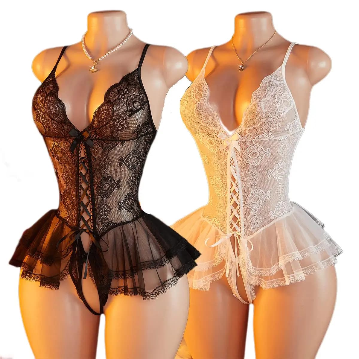 Lingerie calda sexy nera Biancheria intima femminile in pizzo trasparente Pigiama erotico Abbigliamento esotico Tuta Costume da data allettante Costume intero