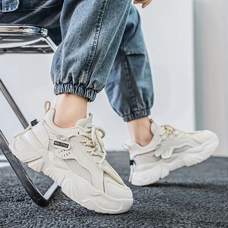 Scarpe sportive casual da uomo con suola spessa, nuove per primavera e autunno, traspiranti, con suola morbida, antiscivolo, alla moda, per studenti, da corsa all'aperto.