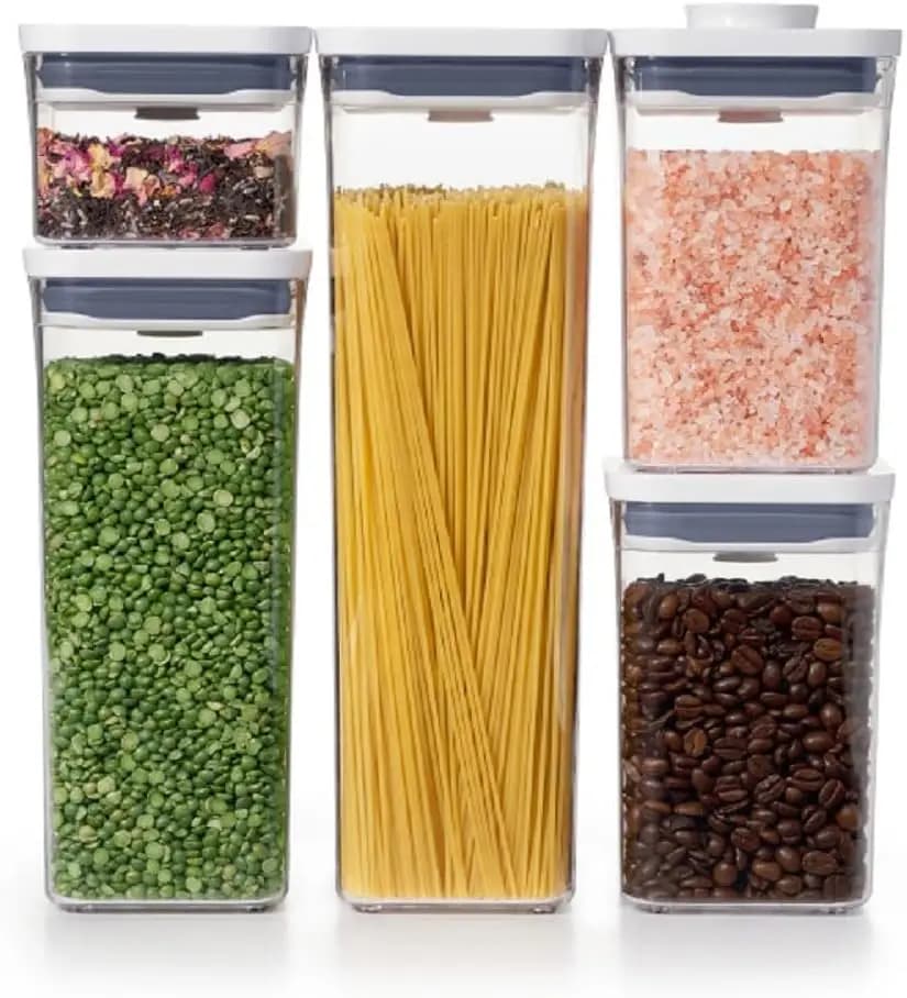 Set di contenitori ermetici per alimenti da 5 pezzi, impilabili e lavabili in lavastoviglie per l'organizzazione della dispensa