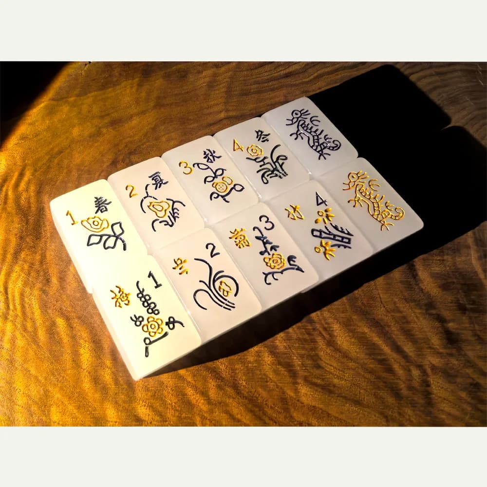Set di Mahjong americano di lusso XTY, 160 pezzi, in acrilico bianco, con tessere grandi personalizzate e intagliate.