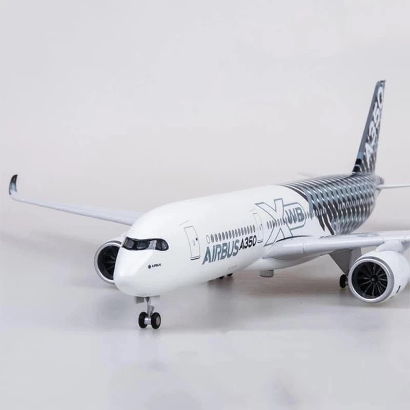 Display Aereo 1:160 47CM per giocattoli Airbus A350 XWB Carbonfiber Airlines Collezione di aerei leggeri in resina pressofusa (W Light)