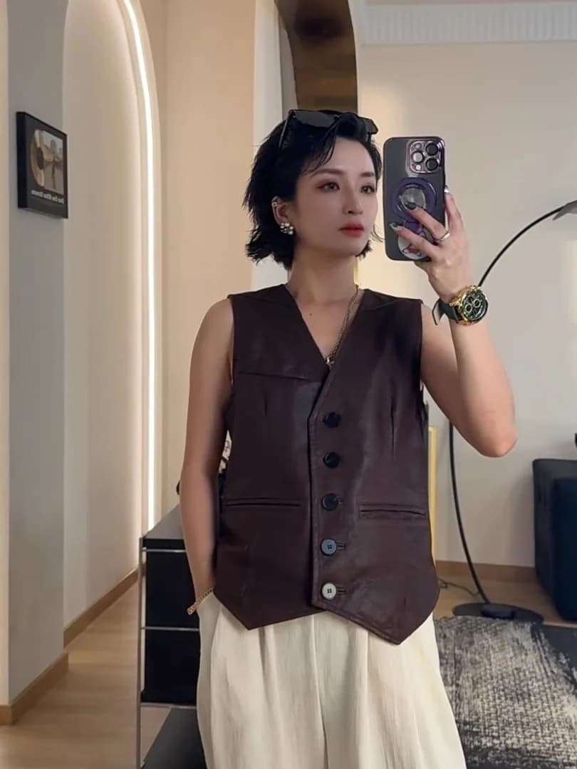 Qishi Vintage Washed Short Sheepskin Vest Women's Jacket Slimming Versatile V-Neck Warmth Standard Fit Polyester