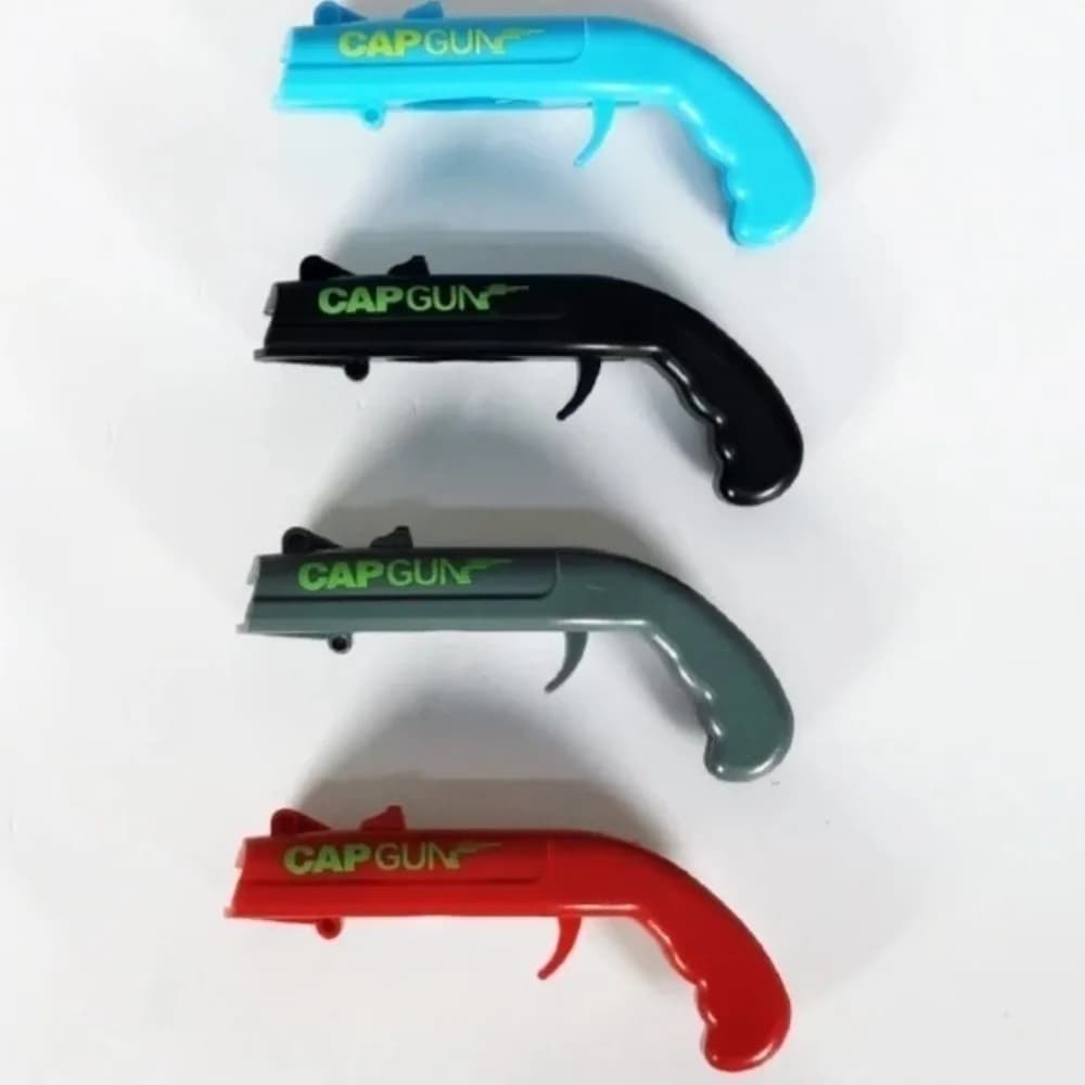 Modelli rossi netti Apribottiglie per birra Tappo volante Lanciatore Sparatutto Gioco per bere per feste Gadget da cucina Bar Strumenti multifunzionali per birra