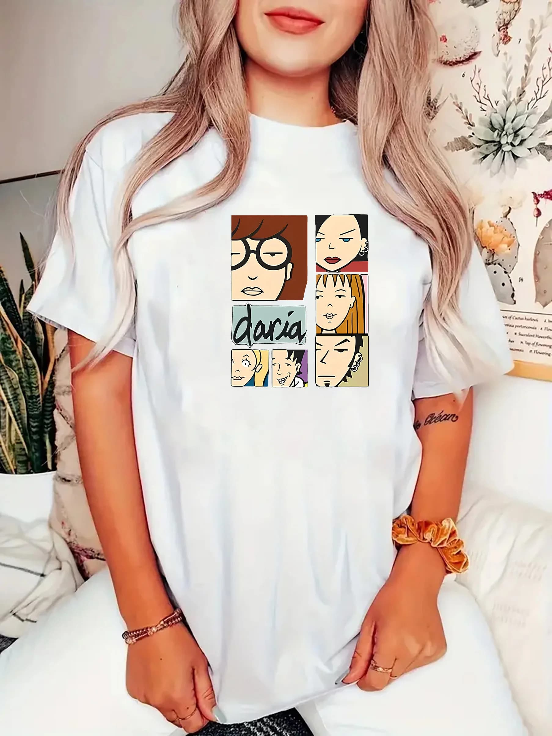 T-shirt estiva casual con stampa cartoon da donna, top girocollo a maniche corte, stile leggero e confortevole