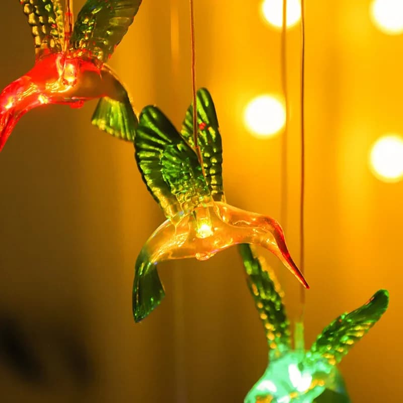 LED Solar Wind Chime Lamp Outdoor Waterproof Simulation Dragonfly Hummingbird Wind Chime Lamp Garden Decoration Hanging Lamp