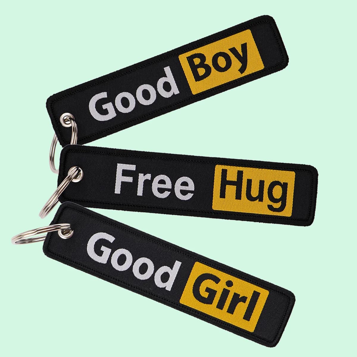 Portachiavi Ricamato 'Good Boy&Girl' con 'Free Hug', Accessorio per Auto e Zaini, Regalo di Moda per Amici