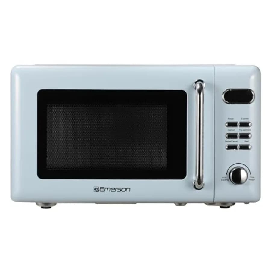 Forno a Microonde Compatto Retrò da Appoggio con Controlli a Pulsante, Display LED, 700W, 5 Livelli di Potenza, 8 Menu Automatici, Piatto Girevole in Vetro e Cesto