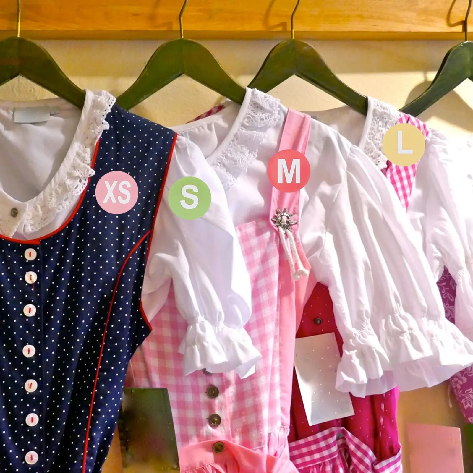 7 rotoli di etichette adesive rotonde per tagli di abbigliamento, per la marcatura di indumenti, l'organizzazione, lo stoccaggio, l'ordinamento, l'etichettatura di cartelle e di schedari