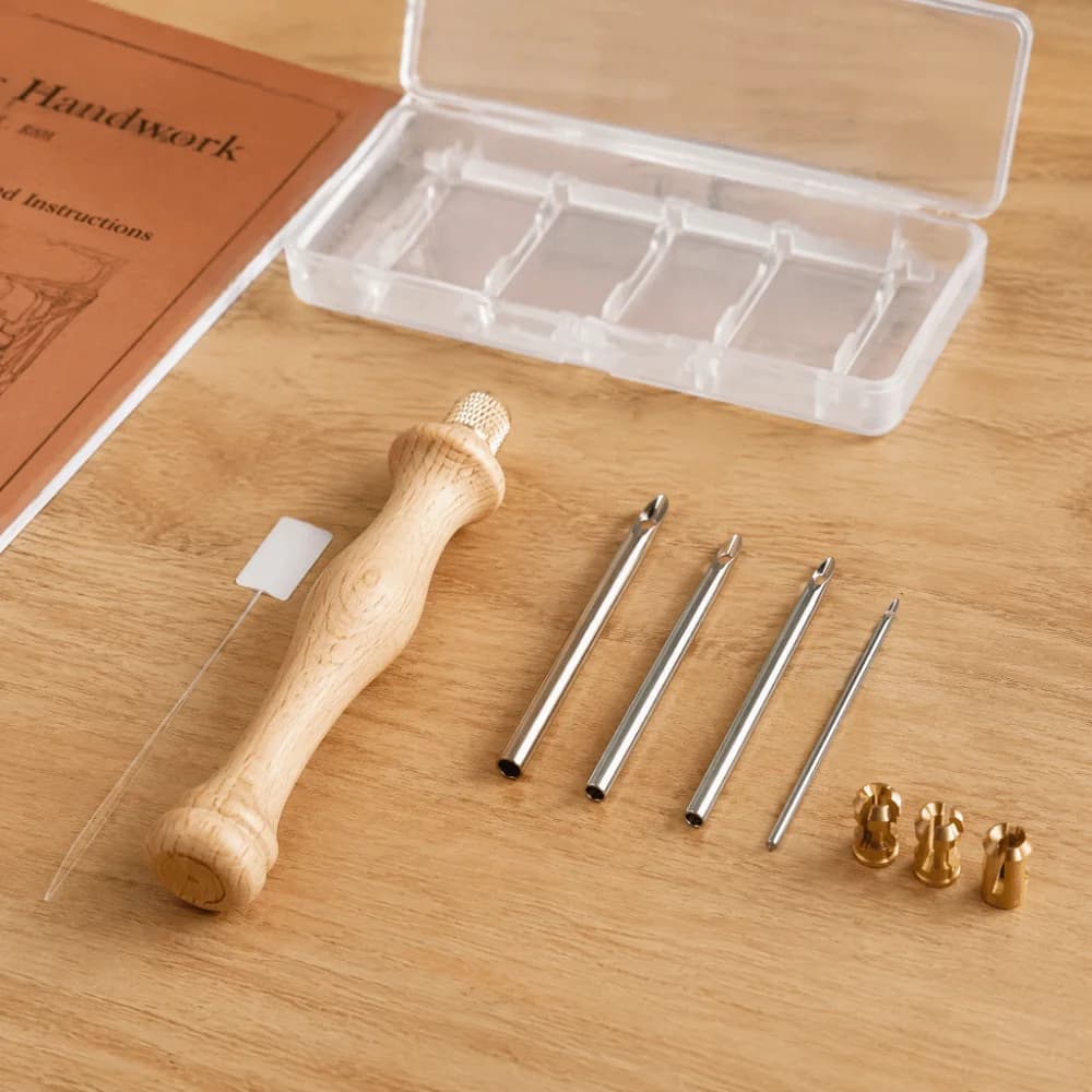 Solid Wood Handle Punch Needle Tool Adjustable 5mm Ergonomic Handle 5.31 Inch Embroidery Pen Needles 3 Replaceable Heads