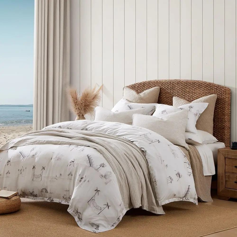 Set Copripiumino 3 Pezzi Accents Seaside Eucalyptus, Stampa Spiaggia con Palme e Barche a Remi, Biancheria da Letto Costiera, Classico C