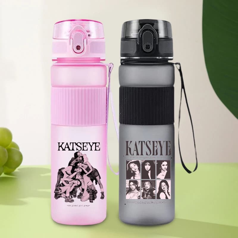 Fashion K POP KATSEYE 550ml Sports Water Cup for Women Anime Cartoon Fashion Water Bottle Boys Girls Portable Good-looking Cups