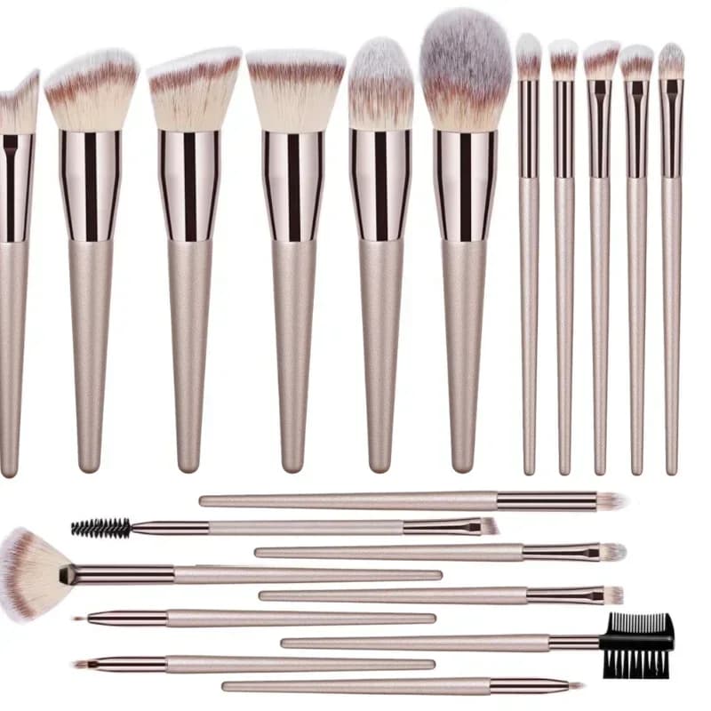 Soft and soft brush set for foundation, fard, powder, umbrella, Kabuki Blending Makeup