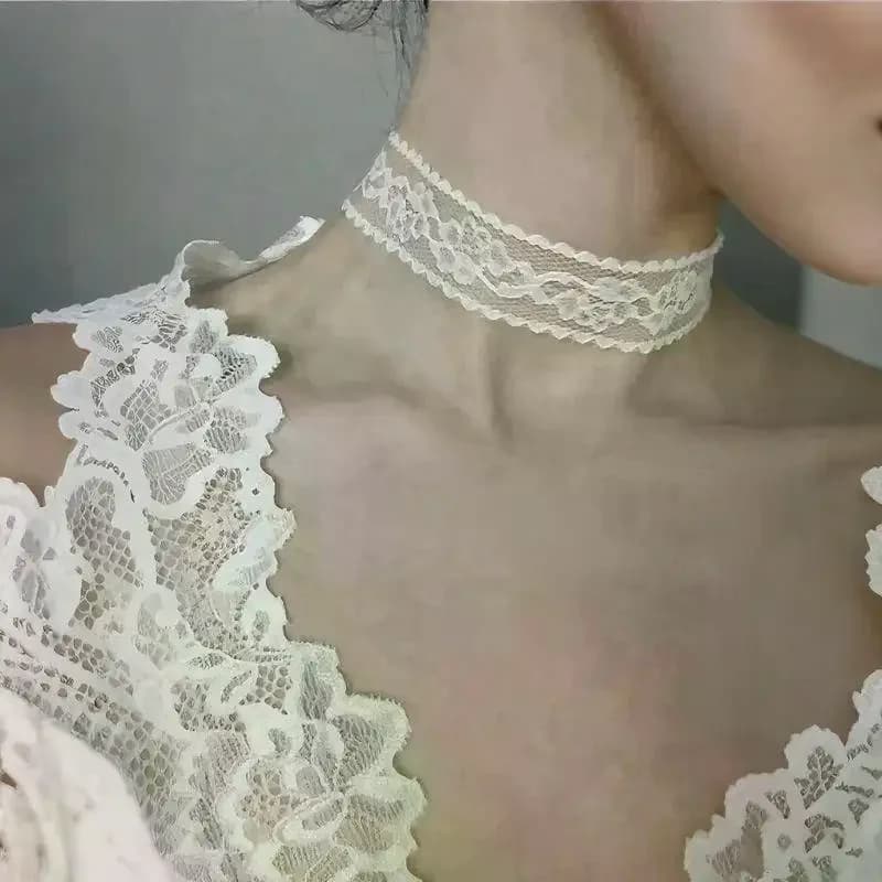 New Black Sexy Lace Flower Necklace For Women Harajuku Gothic Short Choker Collar Necklace Party Female Neck Accessories